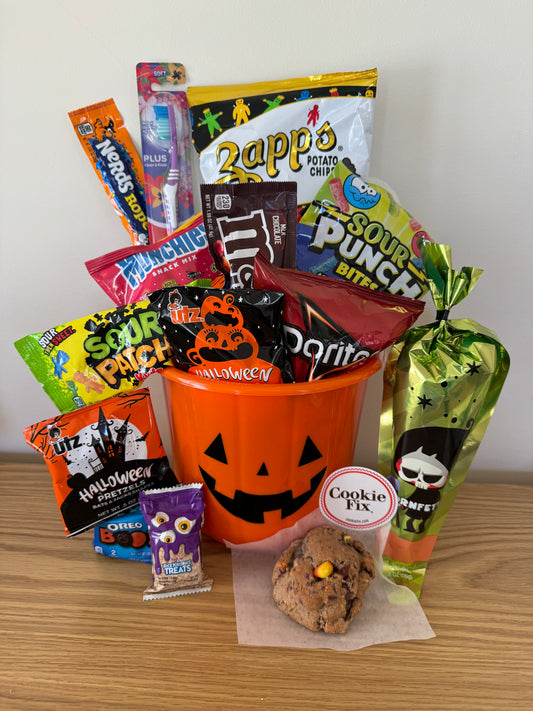 Halloween Boo Bucket (includes delivery)